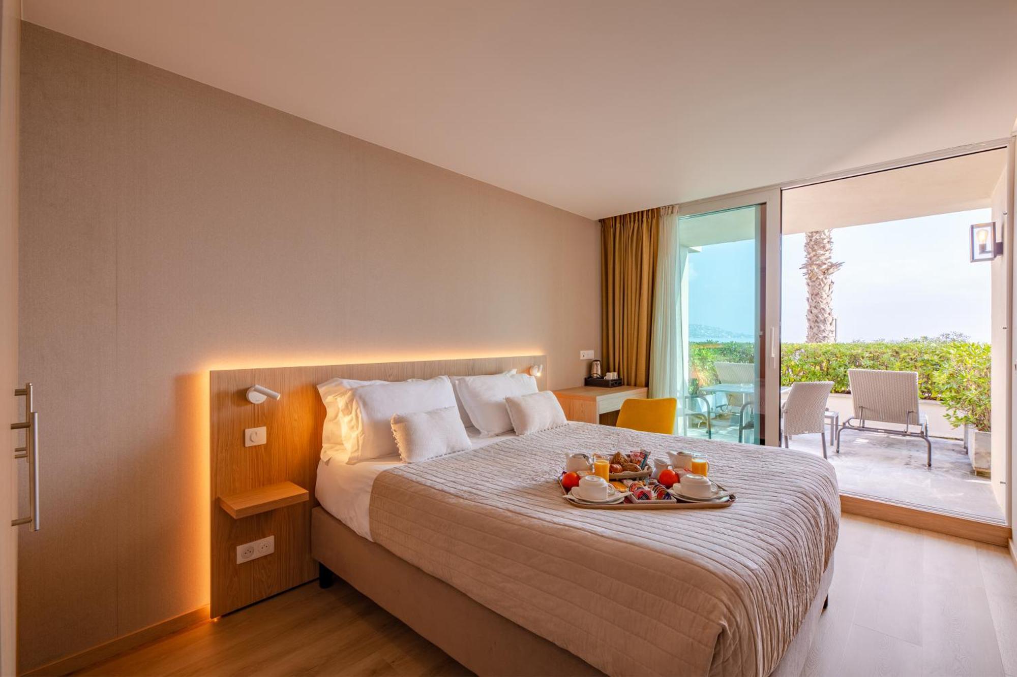 Hotel La Plage Сен Максим Екстериор снимка