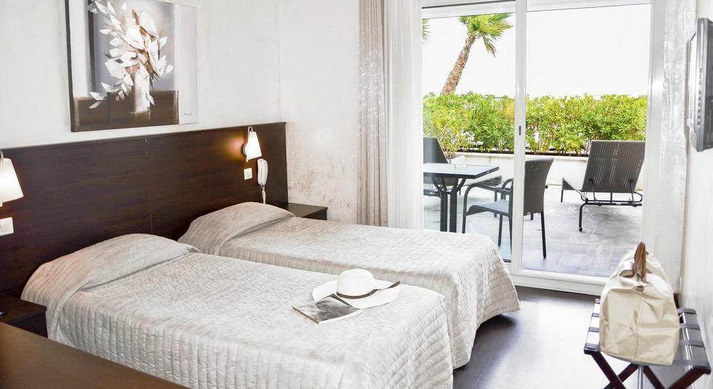 Hotel La Plage Сен Максим Екстериор снимка